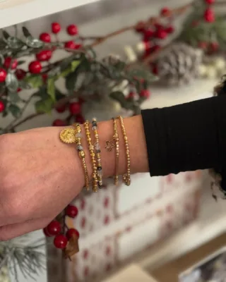 Black Friday promotions: 

Chlobo Jewellery 20% off 
Up to 50% off selected Nomination charms 
Black Colour clothing 20% off 
50% off Rose Gold Qudo

* no exchange or return on Black Friday Promotion 
* In store only 
* Offer Ends Saturday 30th December 5:15 pm